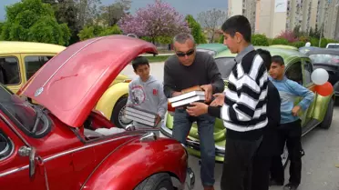 Vosvos'çulardan Kitap Yardımı