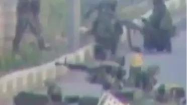 Suriye'de Tanklar İlk Kez Sokaklarda