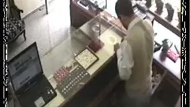 10 Yaşındaki Çocuğa 18 Bin Lirayı Böyle Çaldırdılar