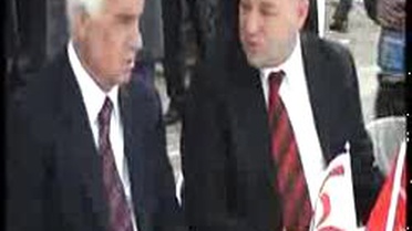 KKTC Cumhurbaşkanı Derviş Eroğlu Binicilere Kupa Verdi