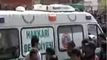 PKK'lı Teröristin Cenazesi Hakkari'de Toprağa Verildi