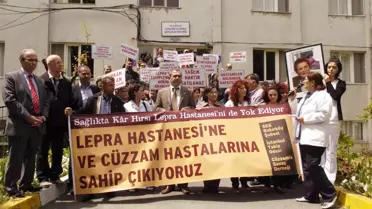 Lepra Hastanesi Önünde Protesto