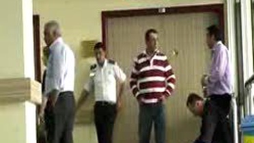 Baza Kapağı Boynunu Sıkıştıran Çocuk Hastanede Hayata Döndürüldü