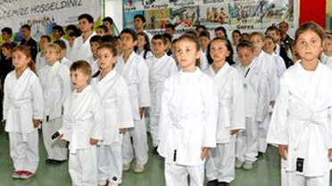 Kartepeli Sporcular Hünerlerini Sergilediler