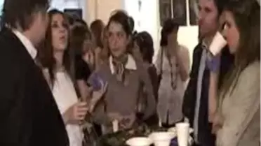 Irkçılıkla Mücadele İçin Sergi Açtı