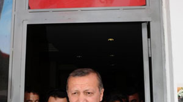 Başbakan'dan CHP'ye Sürpriz Ziyaret