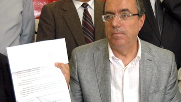 CHP'li Kart'tan, Bakan Davutoğlu Hakkında Suç Duyurusu