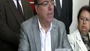 CHP'li Kart'tan, Bakan Davutoğlu Hakkında Suç Duyurusu
