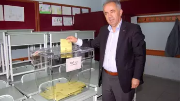 Yalova'da Sandığa Yoğun İlgi