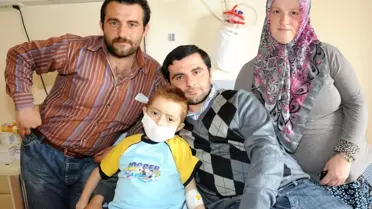 Amcasının Karaciğeri İle Hayat Buldu