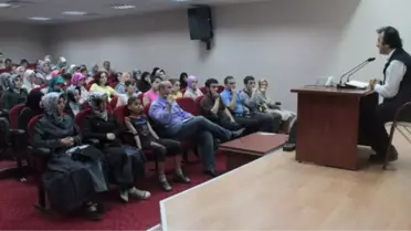 Özburun: 'Yanlış Anladığımız Kaderciliğin Yolunda Giden Bir Toplumuz'