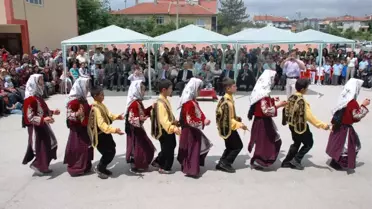 Öğrenciler Karnelerini Aldılar