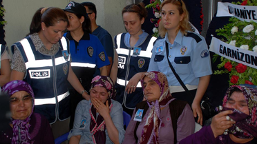 Şehit Polis Toprağa Verildi