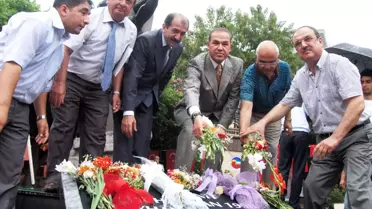 Adana Depreminin 13'üncü Yılında Yine Eksiklerden Konuşuldu