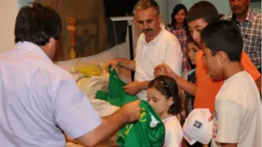Ücretsiz 3.Yaz Spor Okullarına Katılan Öğrencilere Spor Malzemeleri Dağıtıldı