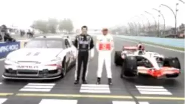 F1'den Hamilton ve Nascar'dan Stewart Rolleri Değiştirdi