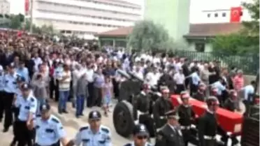 Şehidin Baba Ocağına Ateş Düştü