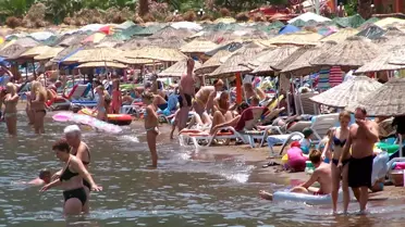 Komşuda Pişti, Bize de Düştü