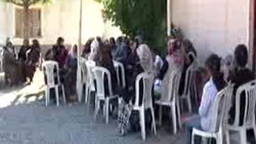 Şehit Askere Baba Ocağında Göz Yaşı