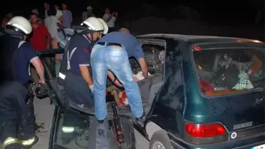Düğün Dönüşü Kaza: 4 Ölü, 2 Yaralı