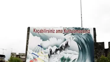 Trabzonspor Taraftarından Pankartlı Gönderme