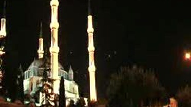 Buldukları Yere Kıvrılıp Yattılar