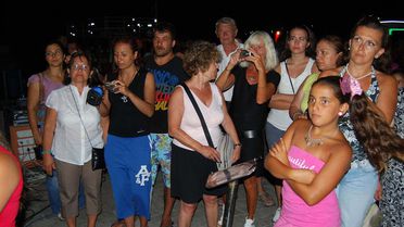 Cunda Konseri Yarıda Kesildi