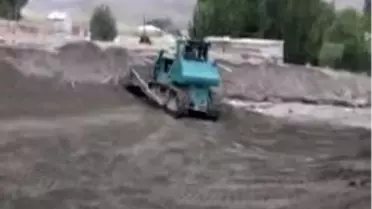 Özalp, Sel'in Yaralarını Sarıyor