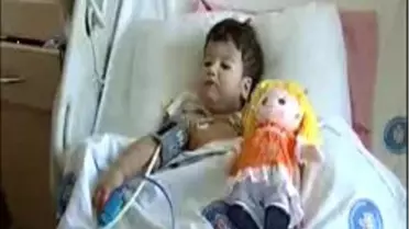 Bir Yaşındaki Kızına Karaciğerinden Parça Verdi