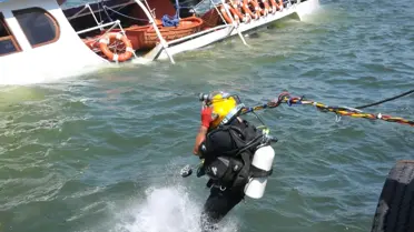 Deniz Dibinden 15 Ton Yakıt Çıkarılacak