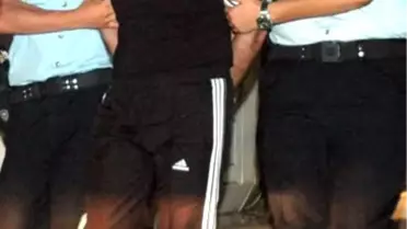 Face'de Tanıştığı Travestiyi Öldürdü