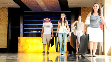 İstanbul Kemerburgaz Üniversitesi Takı Tasarımı Bölümü Öğrencileri, İş Garantisi İle Mezun Oluyor
