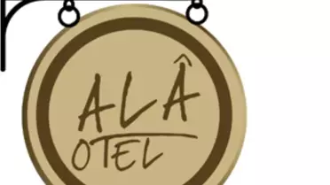 Çeşme'de Müziğin Büyüleyici Tınılarıyla Moda Rüzgarı Esti!