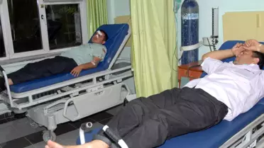 Otobüs Tır'a Arkadan Çarptı: 22 Kişi Yaralı