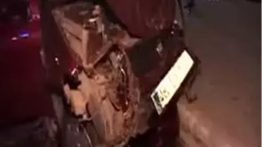 Bodrum'da Otomobille Minibüs Çarpıştı: 3 Yaralı