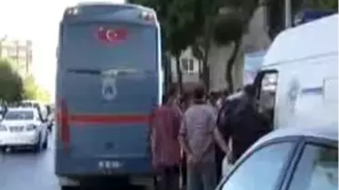 Ahmet Tekin Baykal, Annesini Son Yolculuğuna Uğurladı