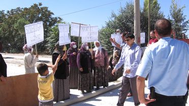 Çeltik'te Kadınlardan Maskeli Protesto