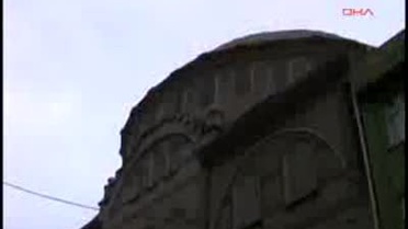 Bayram Namazında Kalbine Yenik Düştü