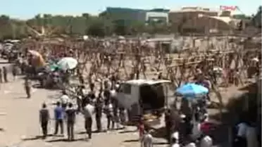 Cizre'de Çocuklar Tahta Salıncakta Eğlendi