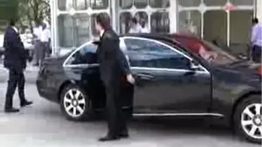 Şehit Babasına Türk Bayrağı ve Kuran