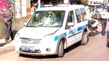 Polis Aracının Çarptığı Yaşlı Adam Öldü