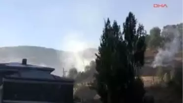 Pülümür'de Yangın Meyve Ağaçlarını Vurdu