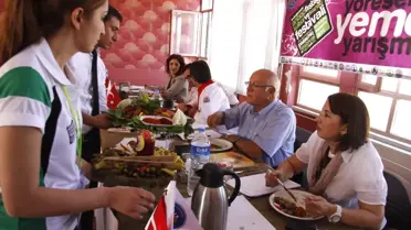 Antepliler En Güzel Yemeği Yapmak İçi Yarıştılar