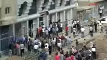 Cizreekaşiret Üyeleri Kavga Etti, Biri Polis 9 Kişi Yaralandı