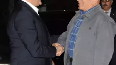 Tevhit Karakaya'dan Başkan Uğurlu'ya Ziyaret
