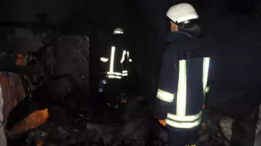 Tek Başına Yaşadığı Barakada Yanarak Öldü