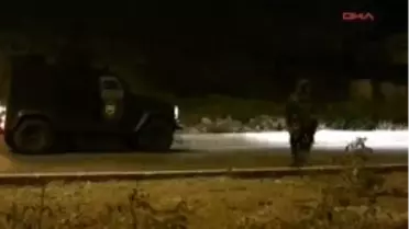 PKK'lılar Yol Kesip Korucu Kaçırdı