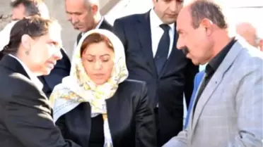 Bakan Şahin Siirt'te Öldürülen Kızların Ailelerine Taziyede Bulundu