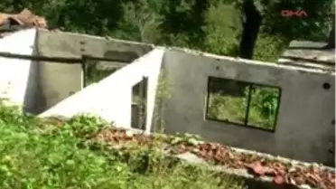 1, 5 Ay Arayla 2 Evi Yanan Kadının İsyanı