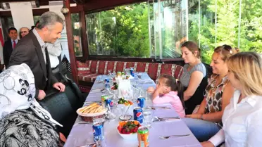 Başkan Uzun'dan, Şehit Ailelerine Ziyaret